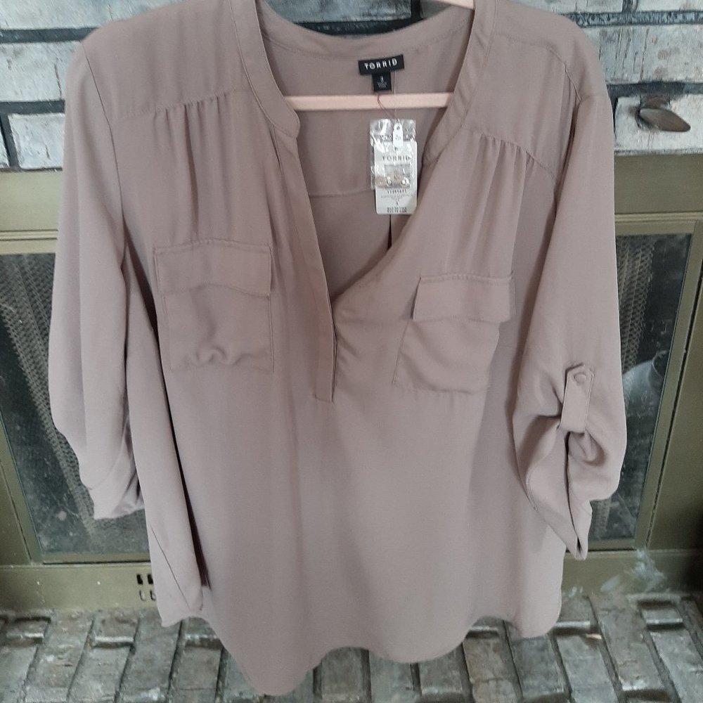 NWT Taupe Torrid Blouse